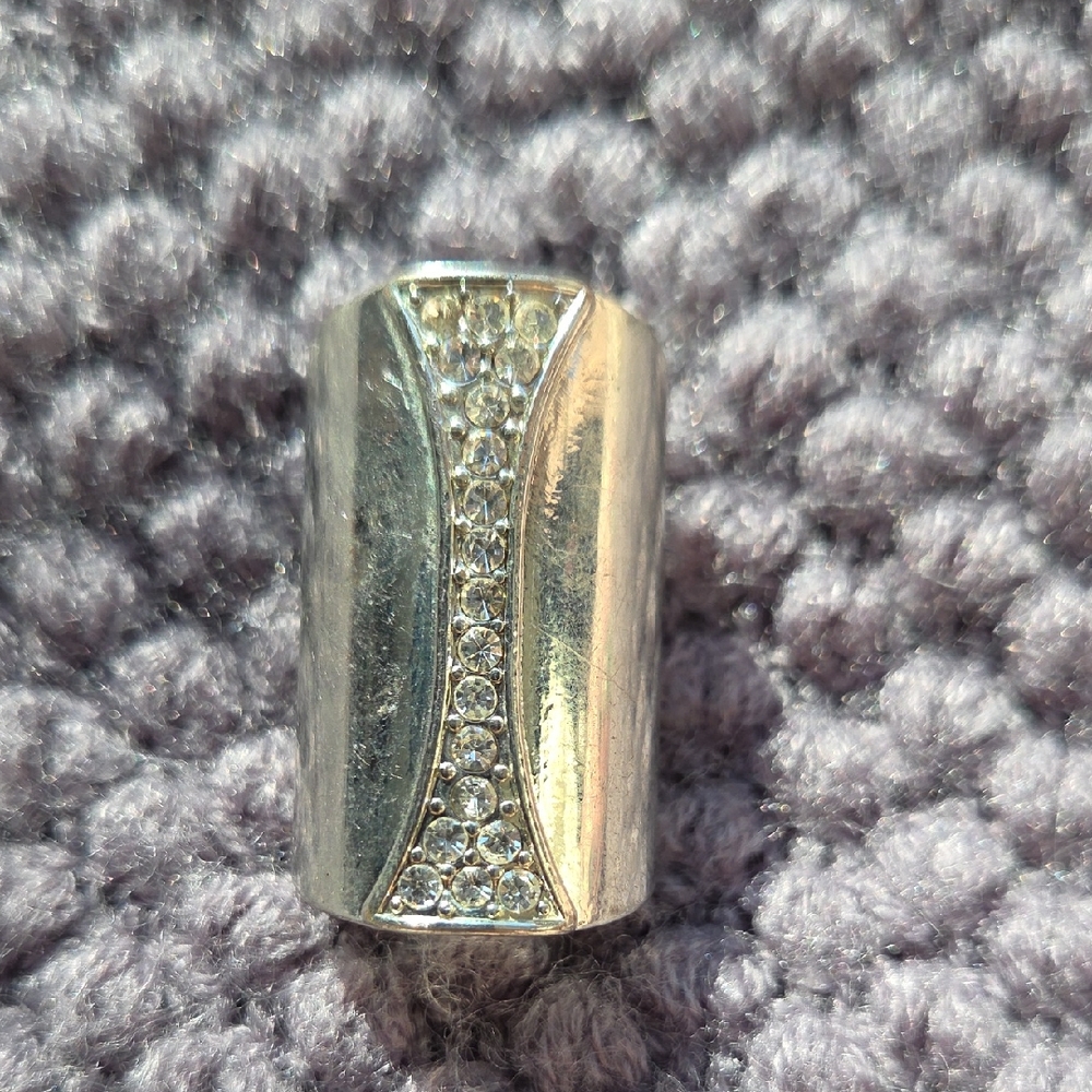 Elegant Silver Crystal-Studded Women's Ring